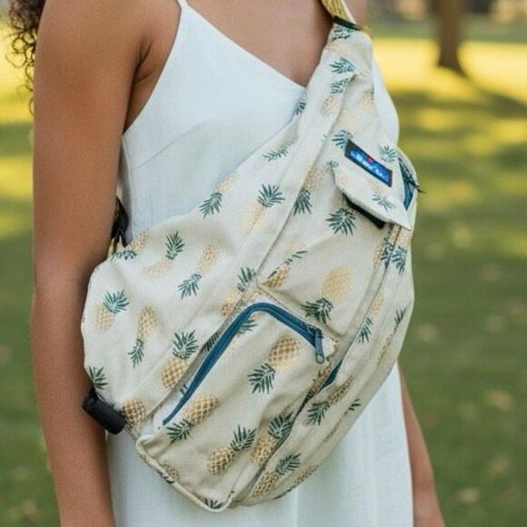 KAVU Mini Rope Bag Cozy Den Print Canvas Crossbody Sling Backpack NWT - Picture 1 of 9